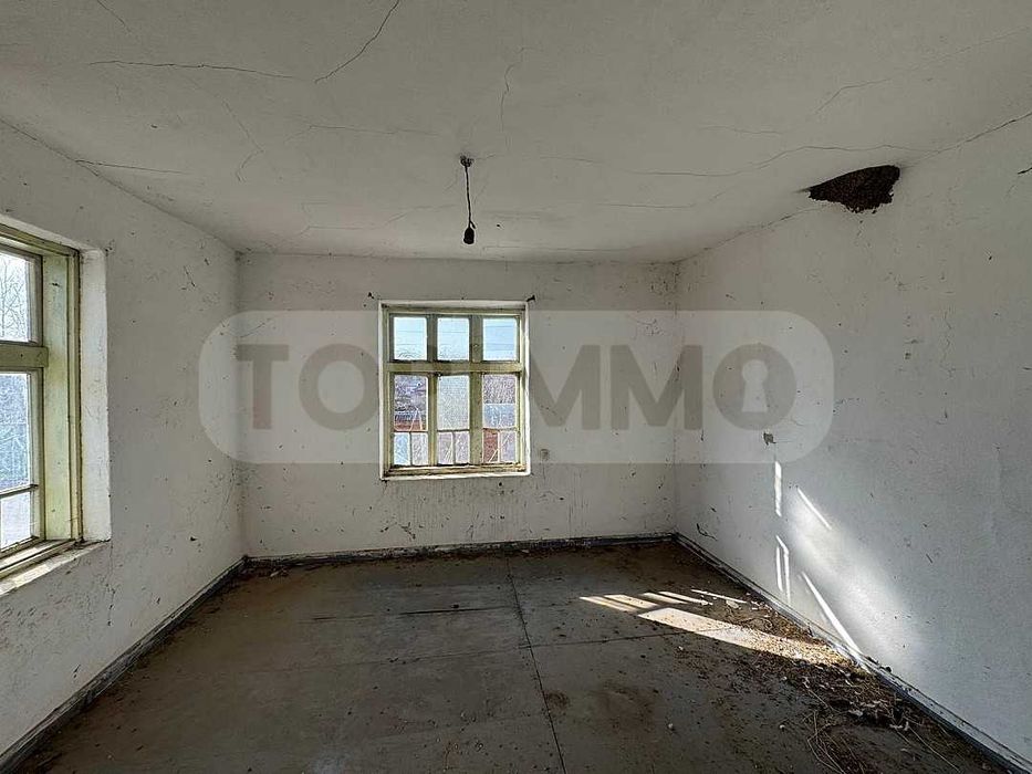 Продава се Къща в с. Юпер, Област Разград - 110 кв.м за 137 €/кв.м - Снимка #7