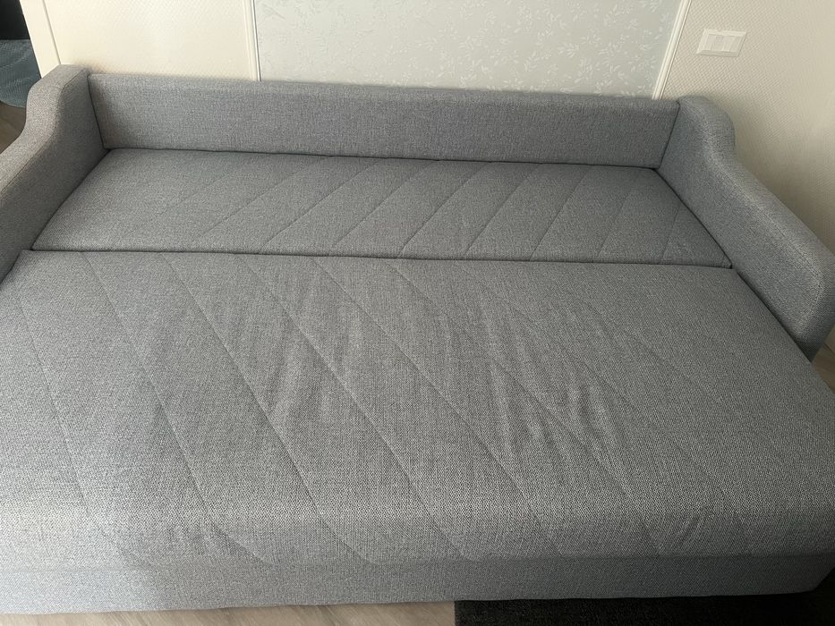 Диван раскладной.