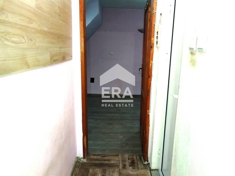 Продава се Едностаен апартамент в Хасково, Център - 33 кв.м за 1468 €/кв.м - Снимка #2