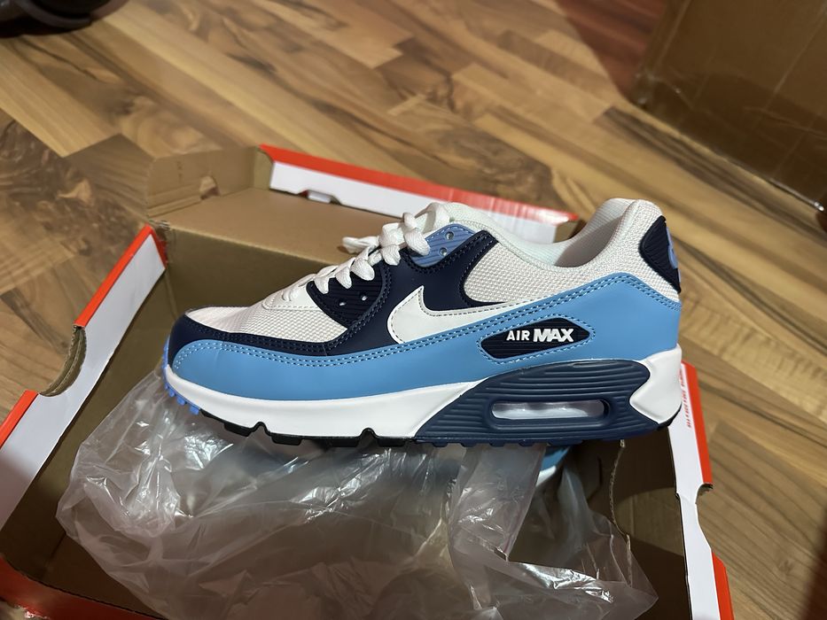Nike Air Max.