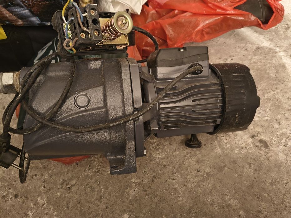 Pompa apa de suprafata