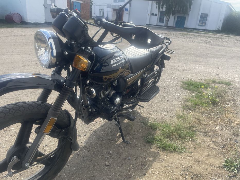 Продам мотоцикл GSX 200cc
