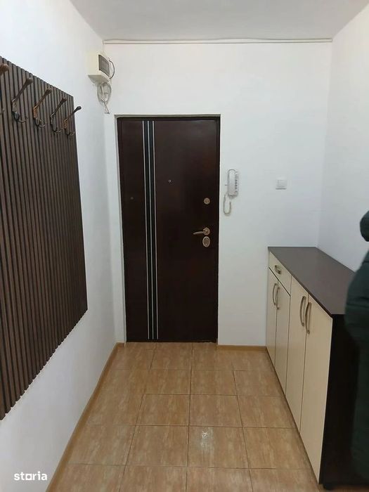 Apartament 3 camere, de închiriat, zona Terezian