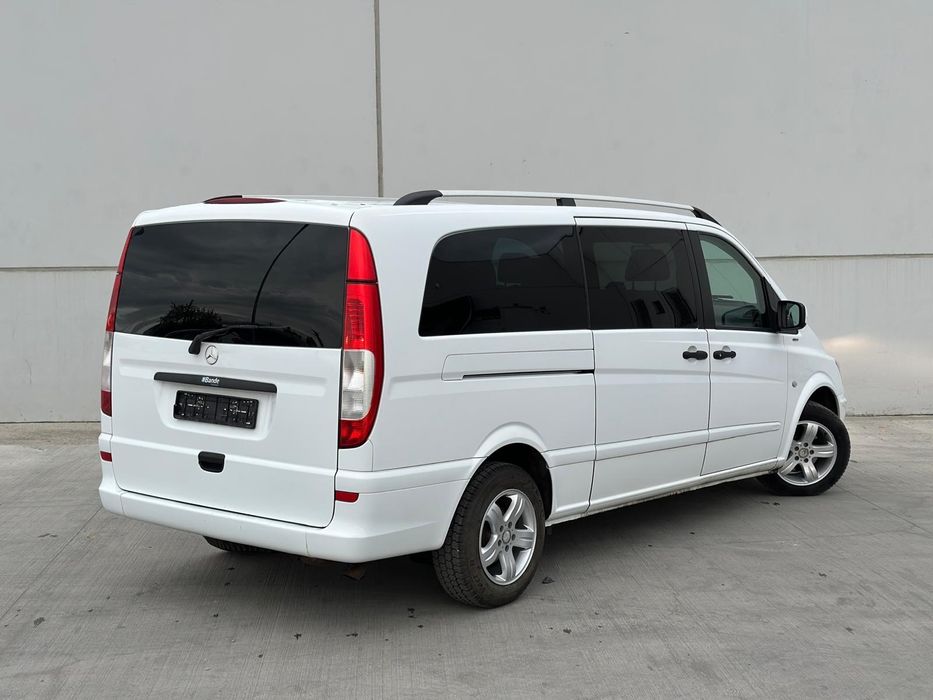 # Mercedes Vito 9 locuri #