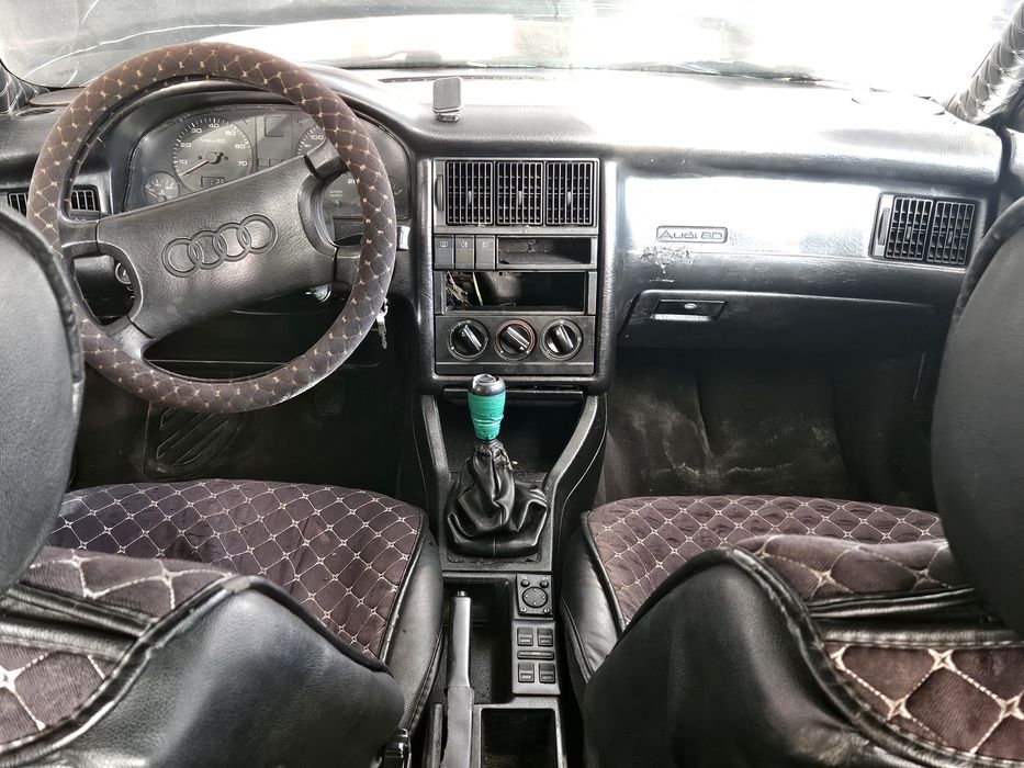 Продам Ауди 80 б3