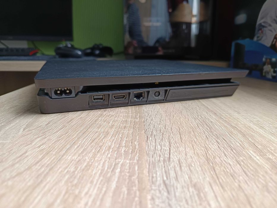 Playstation 4 слим slim и оригинални дискове с игри