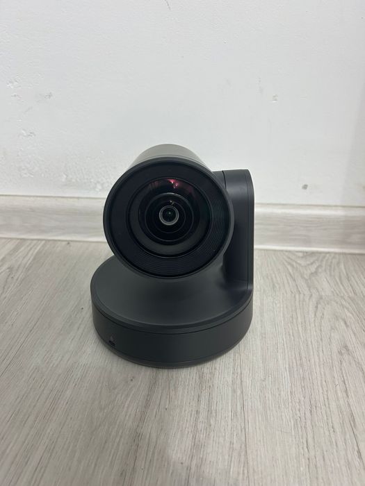 Vând camera Web Logitech Rally Ultra HD 4K model V-R0010