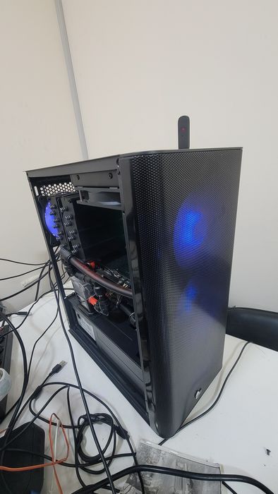 Ryzen 7 5800x 8/16  Gtx 1080ti 11 gb ram 32 Gb