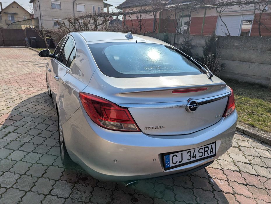 Opel Insignia  euro 5 , diesel 1,9  an 2009