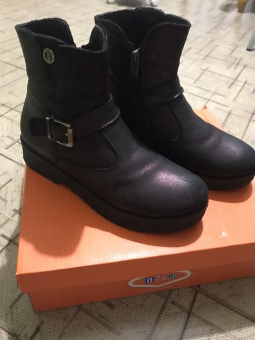 Продам ботинки димесезон на девочку