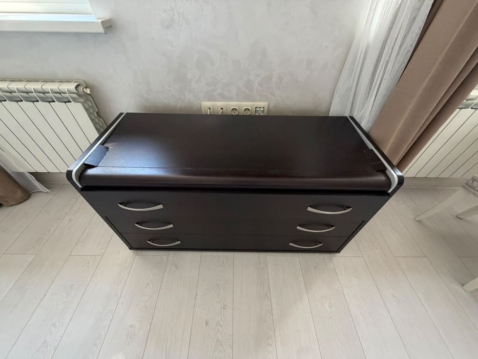 Продам ковер, матрас , комод