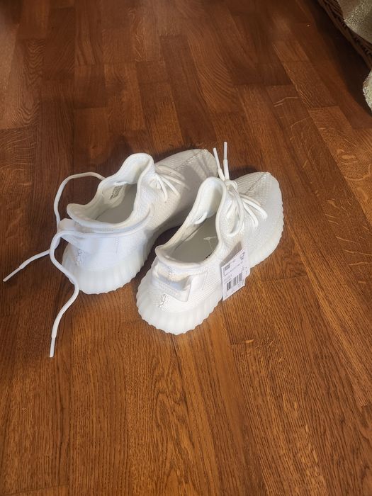 Adidași Adidas YEEZY