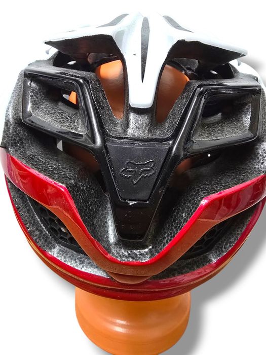 Fox велосипедна каска