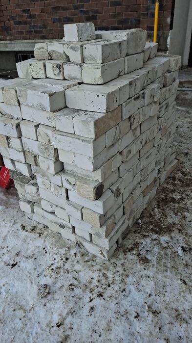 Продам полуторный кирпичи силикатный