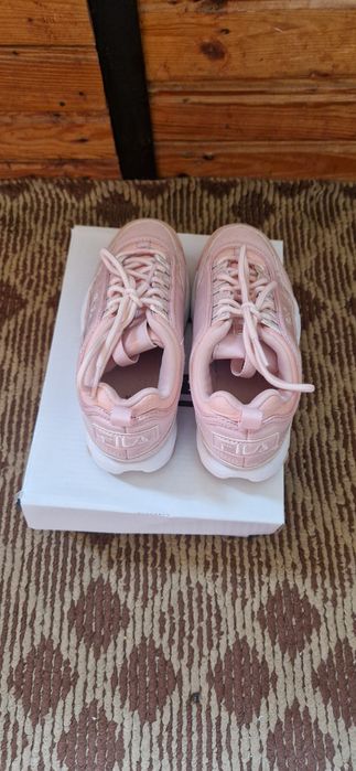 Маратонки  Fila.