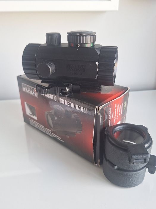 Swiss Arms Бързомер червена и зелена точка + бърз монтаж