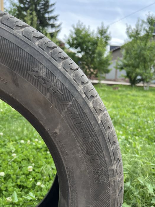 Продам шины Мишлен 235/60/R18
