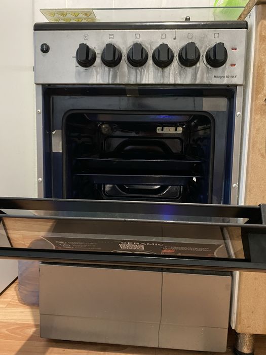 Продам газ плиту не дорого