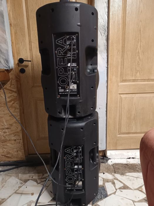 Vând două boxe active