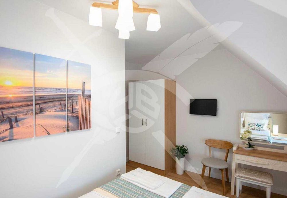 Дава се под наем Тристаен апартамент в Варна, Център - 80 кв.м за 1500 € - Снимка #3