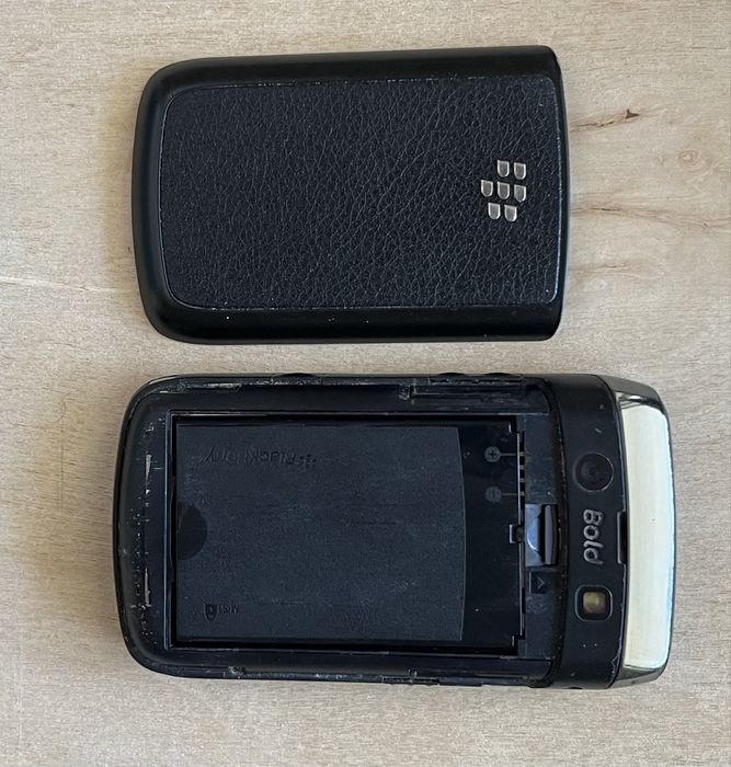 BlackBerry Bold – Doar piese / Colecție + Card microSD 1GB