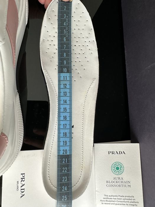 Sneakers Prada originali piele alb/roz 37.5( 25 cm) se potrivesc pentru 38