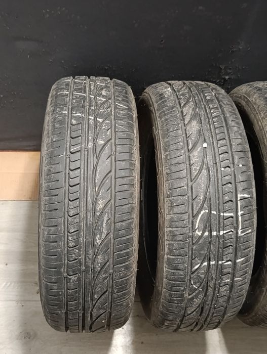 Автомобилни гуми