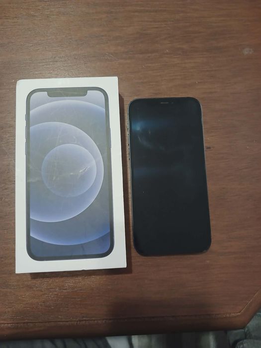 Apple iPhone 12 – 64GB | Много добро състояние