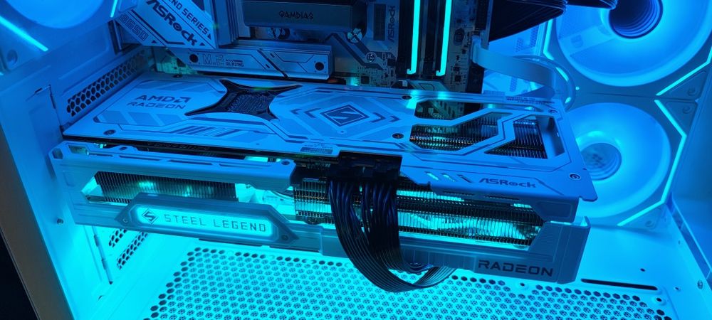 Топ Геймърска конфигурация | Ryzen 7 7800X3D | RX 9070 XT Steel Legend | 32GB RAM | 2TB KC3000 | Гаранция