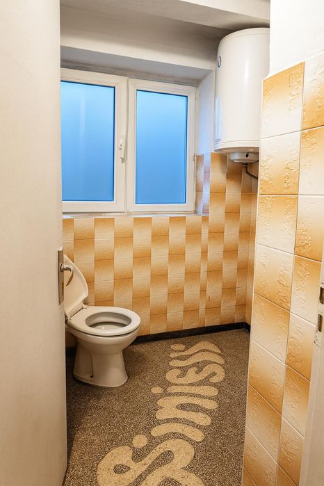 Дава се под наем Едностаен апартамент в Пловдив, Център - 20 кв.м за 153 € - Снимка #1