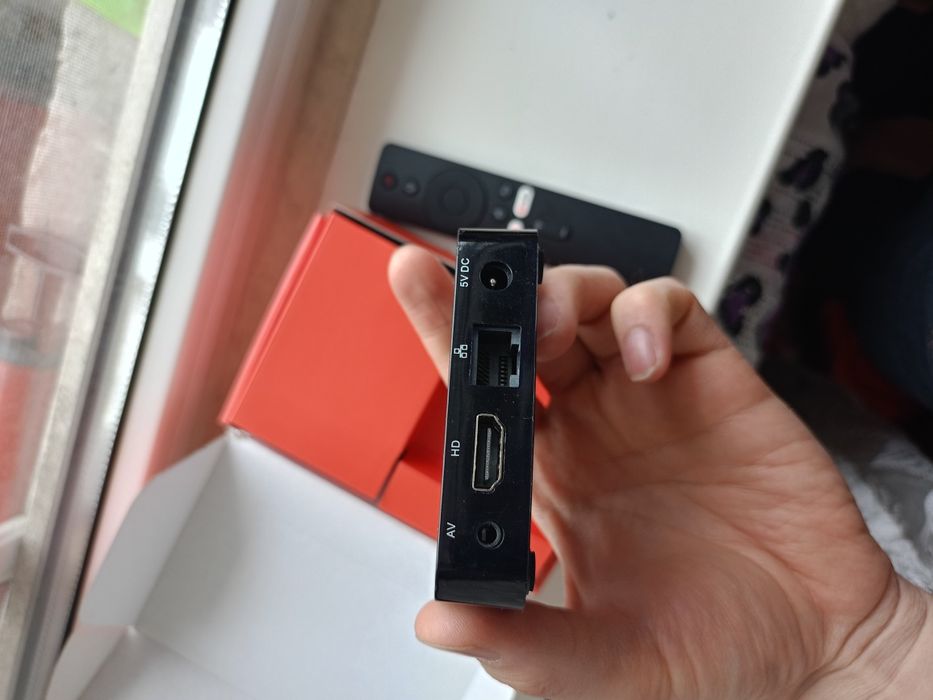 Продам андроид приставку