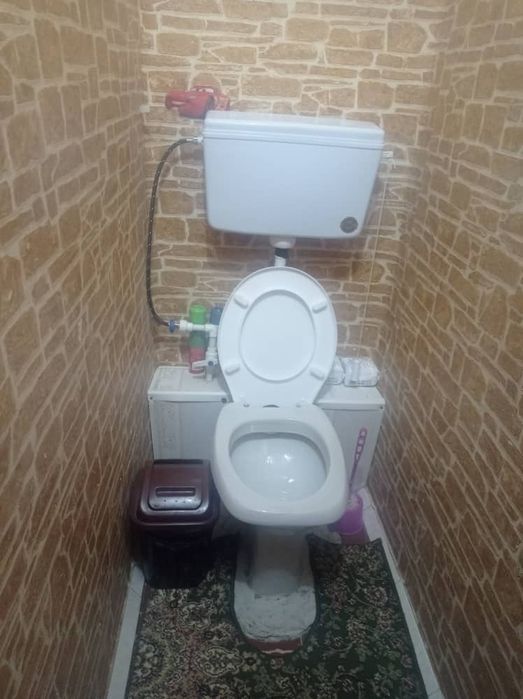 Срочно квртира сотилади