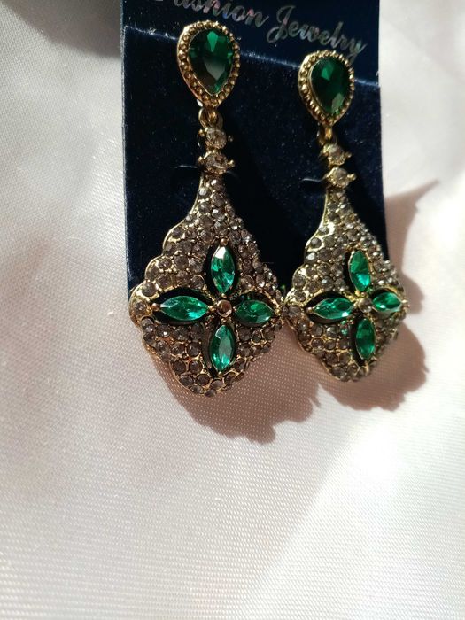 Продам серьги!!!