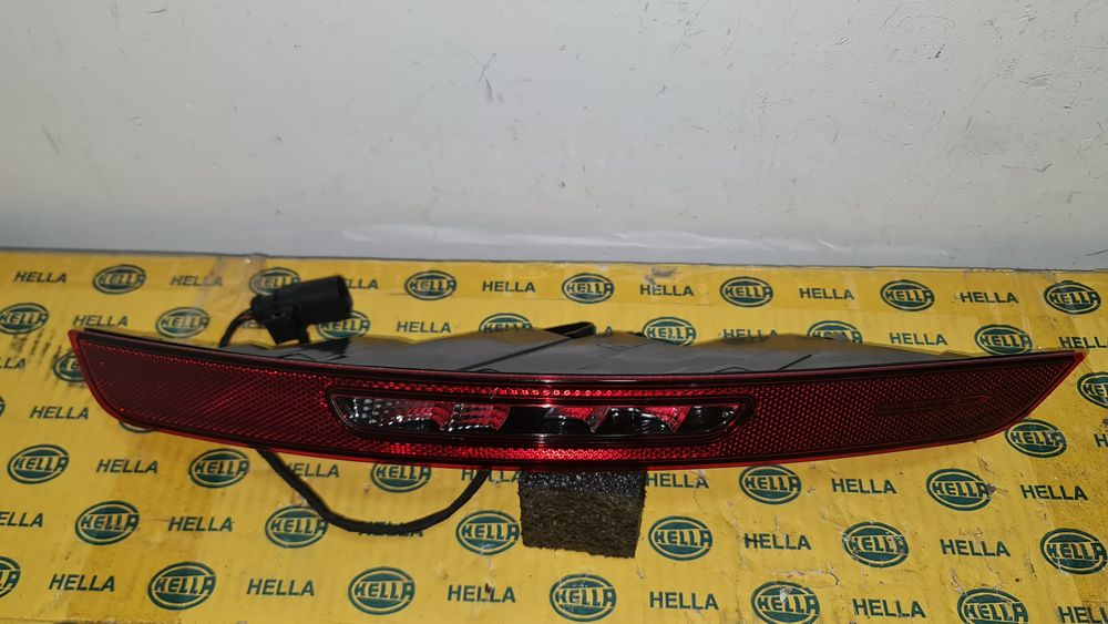 Lampa tripla stop ceata bara spate Porsche Macan 95B 95B945726T NOU