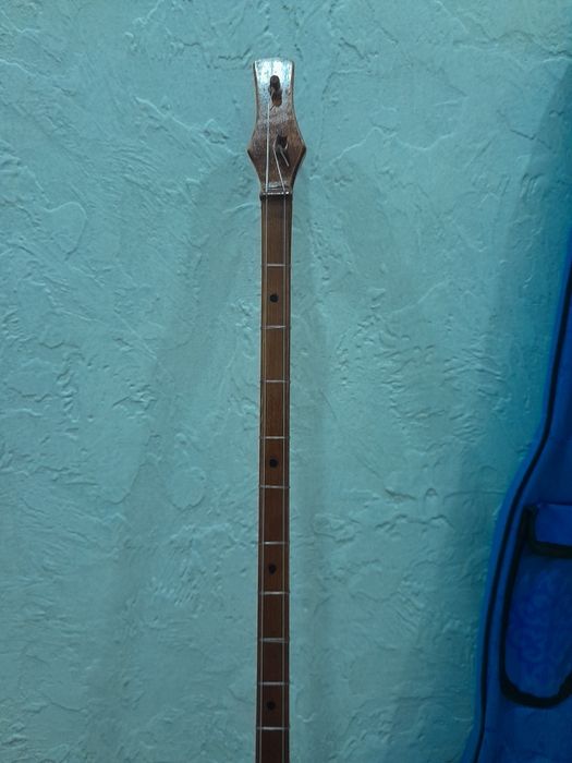 Домбыра с чехлом новый