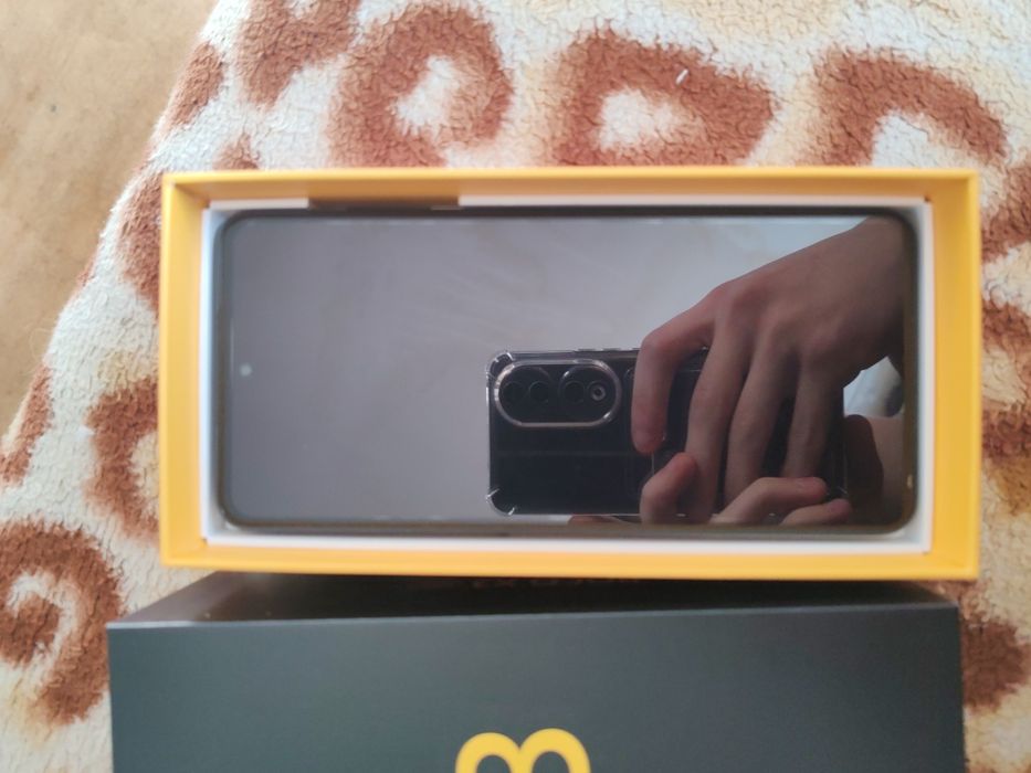 Продам поко х3 NFC