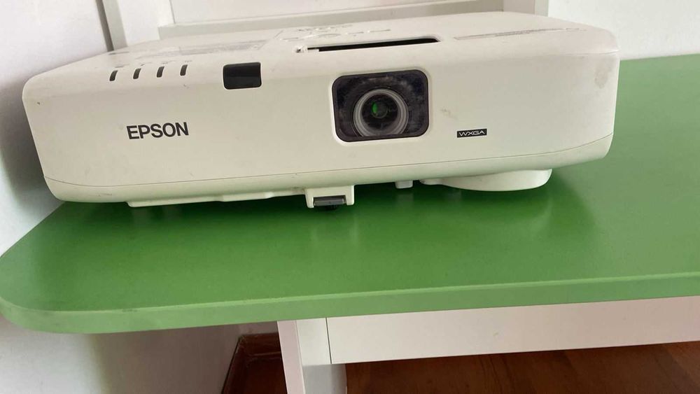 проектор epson с экраном