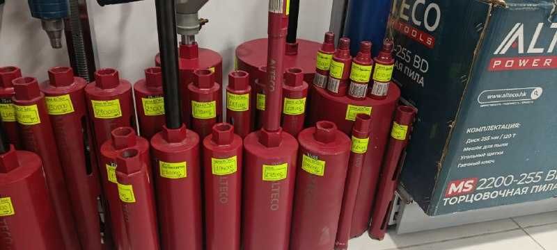 Коронки для алмазных машин и аксессуары для них.