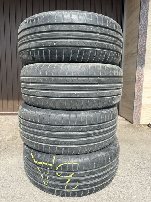 4 броя летни гуми Dunlop 215/55/16