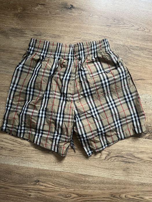 pantaloni scurti burberry