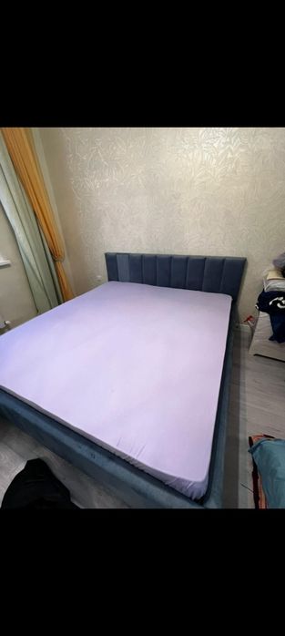 Спальная кровать