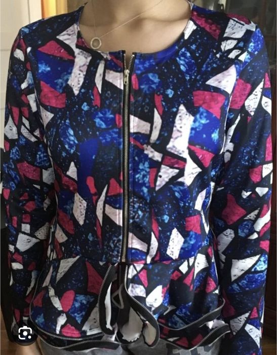 Дамско цветно сако с ципове