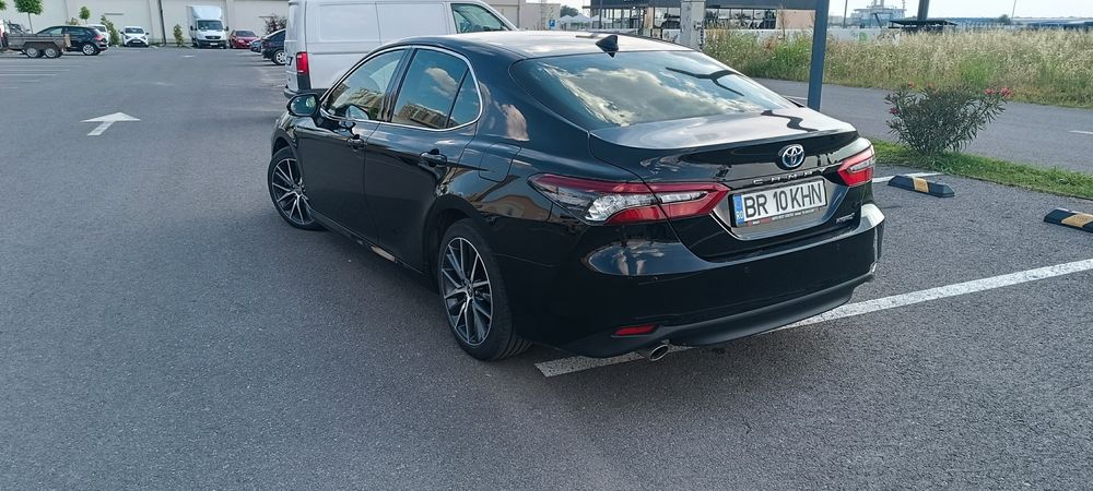 Toyota Camry Exclusive