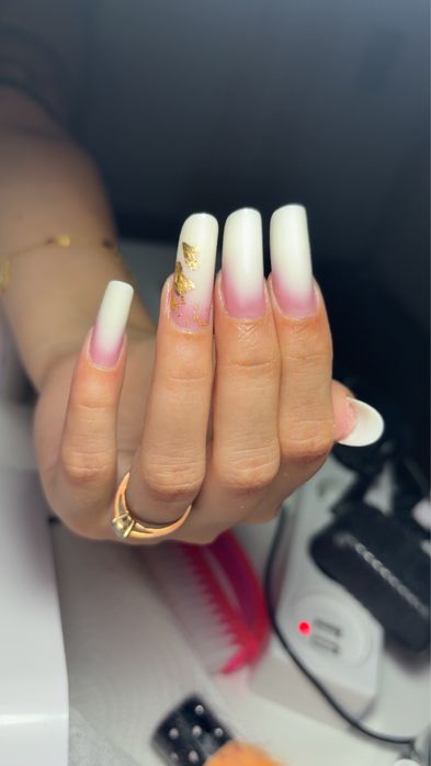 Unghii cu gel Cosmina