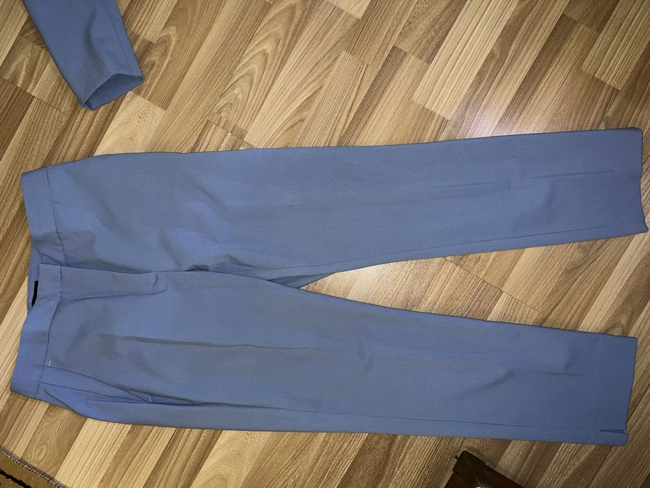 Женский брючный костюм zara