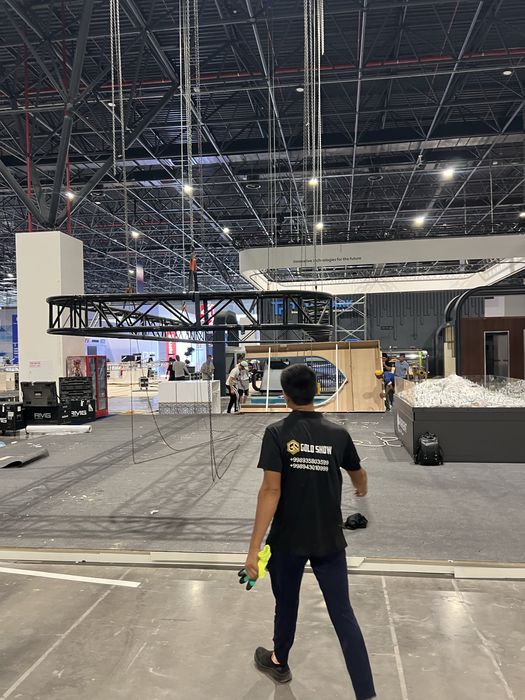 Аренда кресло диван лед екран конфети пушка красни доржка аюмин ферма