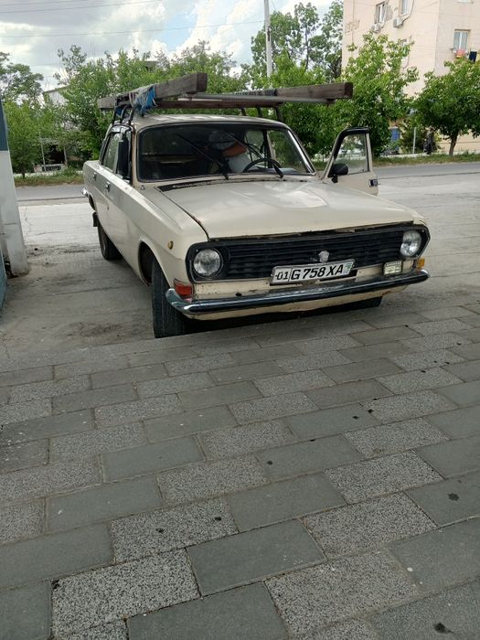 продажа газ2410 волга 91 год всё радное