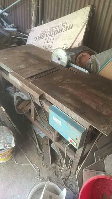 Срочно продам Станок по дереву, фуганок