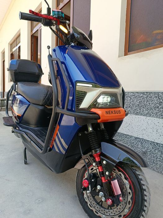 Skuter Neksus dugali