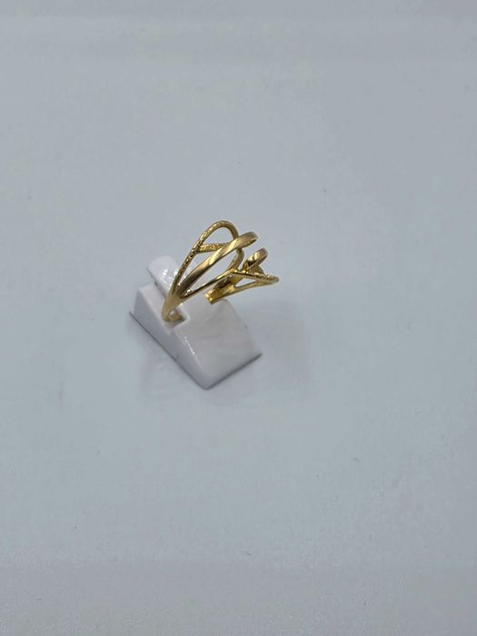 Inel de Aur 18K cu design Modern